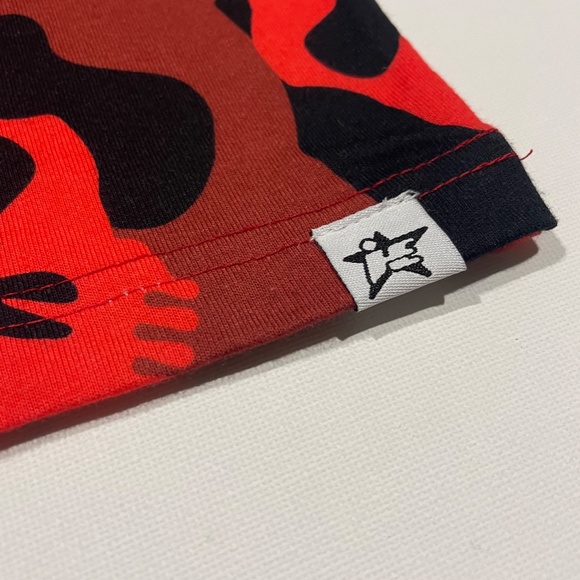 NWT RED CATACOMBS pocket tee - Picture 3 of 3